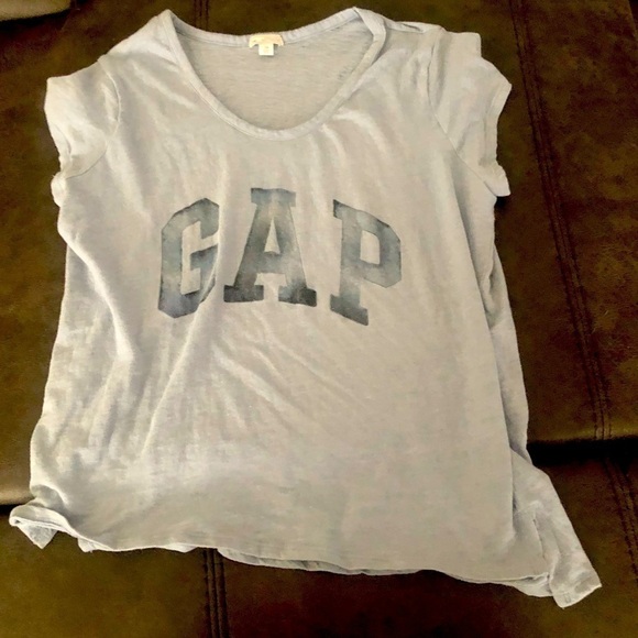 GAP Size Large T-shirt - Picture 1 of 5